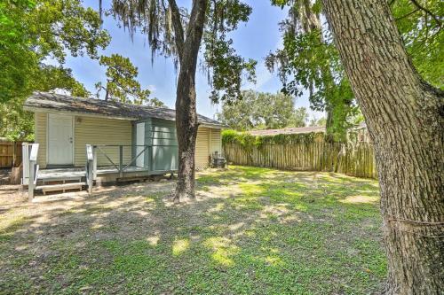 Central Tampa Home About 2 Mi To Busch Gardens!
