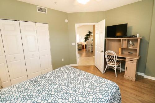 Ocean Village Club F33