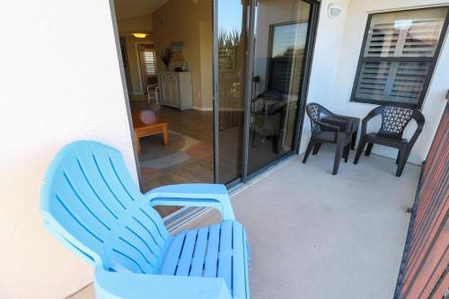 Ocean Village Club F33