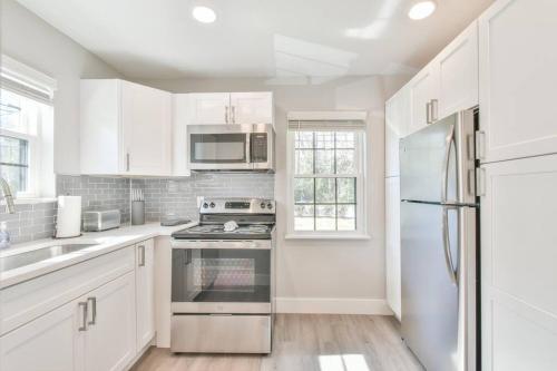 Cozy Updated Apartment Near Little Five Points