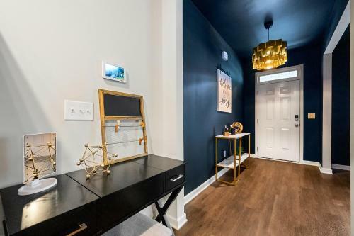 Atlanta 6 Bedroom With Indoor Open Space And Pool Table