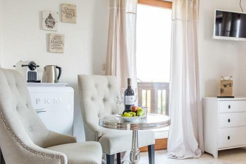 Hostal G�stehaus Chalet-perle