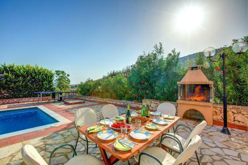 Villa Skala Beachview By Villa Plus