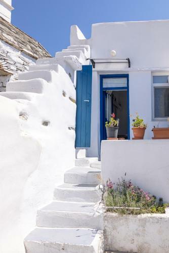 Apartamento Neotraditional House In Tinos For 4 Ppl