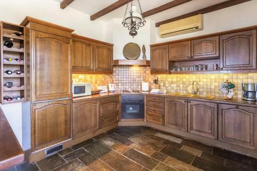 Villa Evia Escape