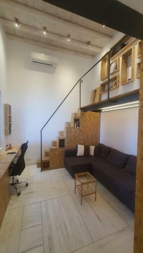 Tinos Retreat, Architect's Guest House