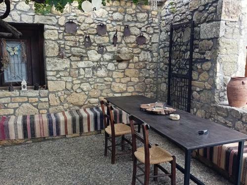 Traditional Creta Stone House In Serenity Village