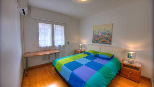 Apartamentos 2 Pi�ces 57 Rue D'antibes 2 �toiles