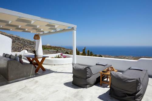 Villa El Verano Suites
