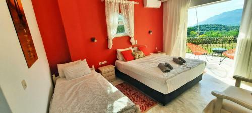 Ilektra Apartment Red