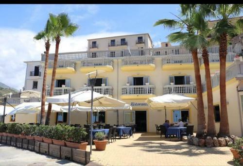 Hotel Caletta Del Porto