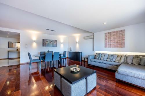 Ba�a Da Luz - Sea View Luxury Apartment