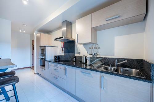Ba�a Da Luz - Sea View Luxury Apartment