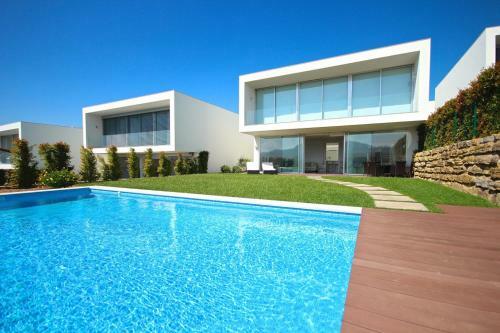 Lux Design Villa In Sintra