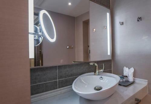 Lavande Hotel Yishui Wande Plaza