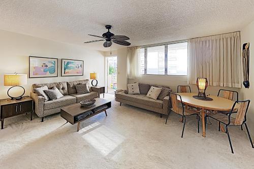 Kuhio Plaza Condo 704