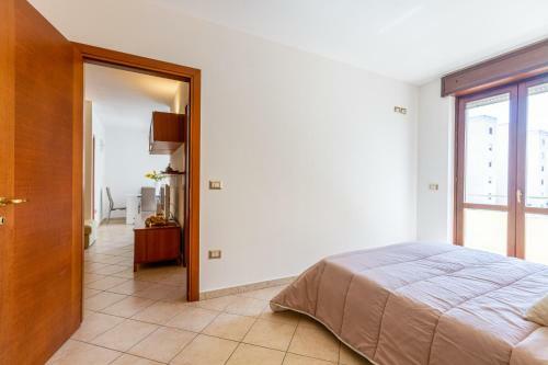 Roomy Apartment With Terrace & Parking