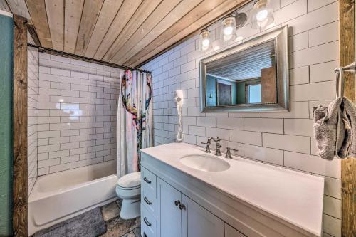 Evolve Ruidoso Mtn Hideout With Hot Tub And Deck!