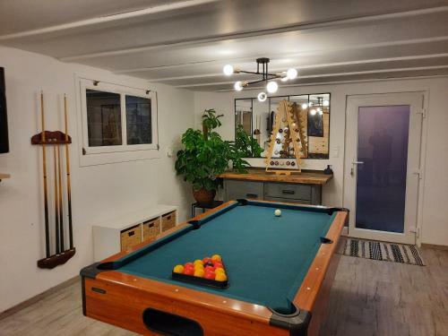 Apartamento Charmant Logement Avec Terrasse Et Billard