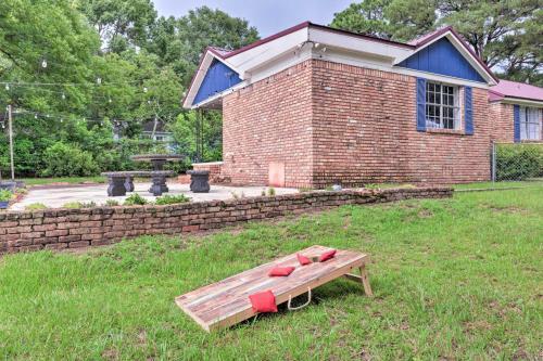Blue Jean Cottage 1 Mi To College Campus!