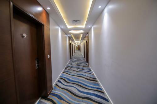 Hotel Laten Suites Al Salim Plaza