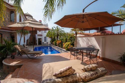 Casa Fibba 4 Br By Casago