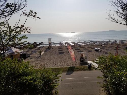 Apartamento Lazur Flora Burgas