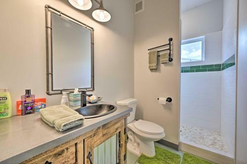 Unique Cornville Retreat With Game Room And Deck!