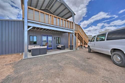 Unique Cornville Retreat With Game Room And Deck!
