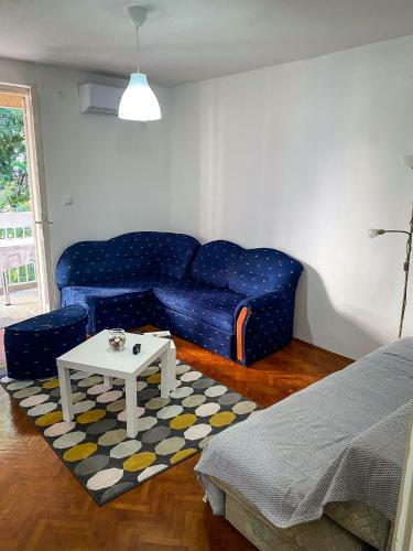 Vemi Apartment