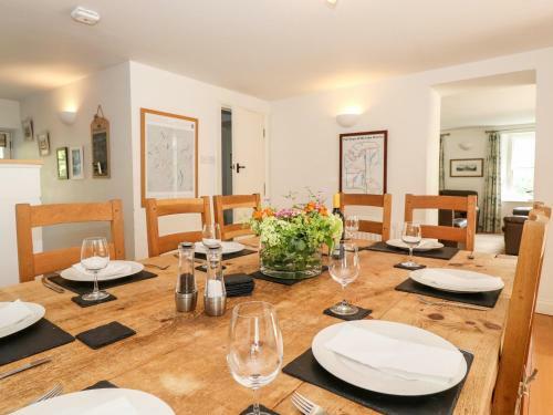 Huntingstile Lodge