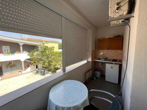 Brona Apartments