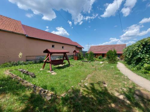 Casa De Vacanta In Tara Fagarasului