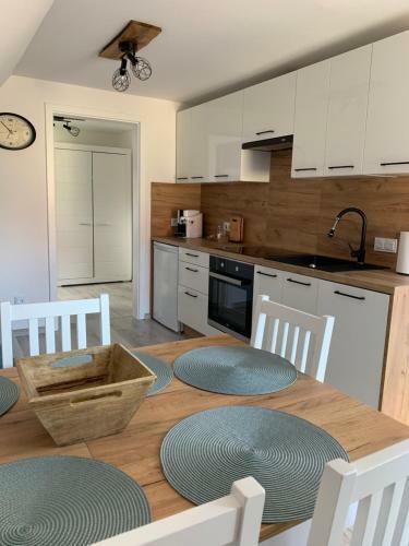Apartament Dwa D?by