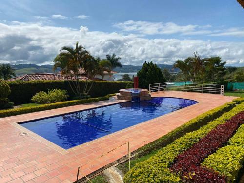 Villla Celeste, 5 Minutes From Lake Calima