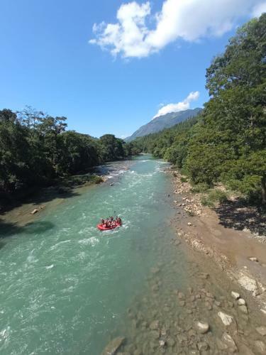 Hostal Room In Cabin - Rafting Hut By The River