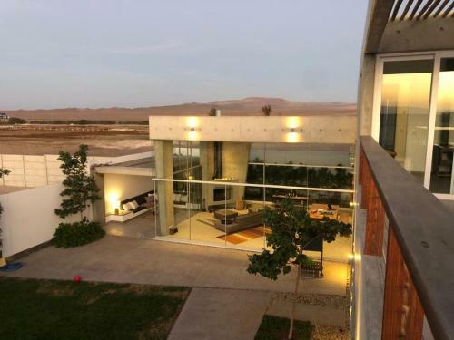 Apartamento Concrete Escape Spacious 5br Residence In Paracas