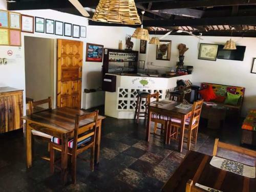 Hostal Green Tree Lodge