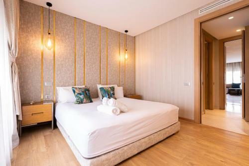 Apartamento Awesome King Bed Flat. Spacious. Close To All.
