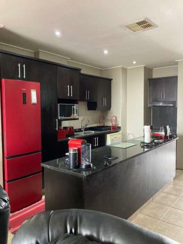 Lovely 3 Bedroom Apartment With Sea View