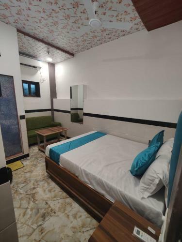 Hotel Tip Top Residency