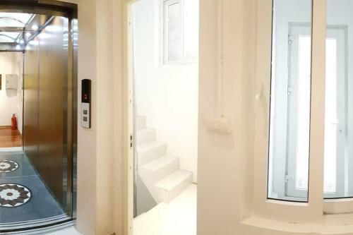 Mayhouse -cozy Harmony