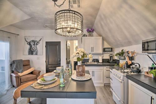 Apartamento Historic Phoenix Retreat Near Local Dining!
