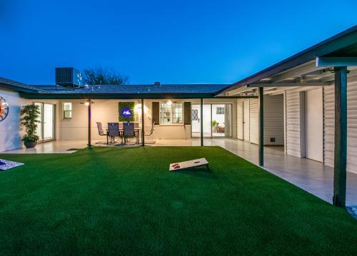 Blissful Zen Close To Old Town Scottsdale.