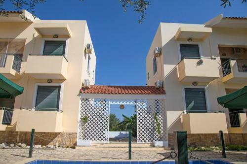 Apartamento New-olivaholidayhomes - Boho Studio Pool