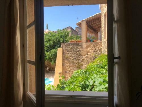 Hostal La Tour D'aspiran