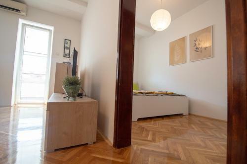 Central 1-bedroom Apartment (50sqm) - Duke