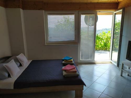Lili House