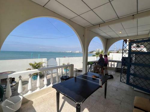 Casa Frente Al Mar Con Piscina En Salinas