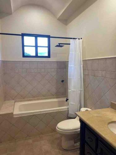 Bright 3 Bedroom Villa In Hacienda Pinilla